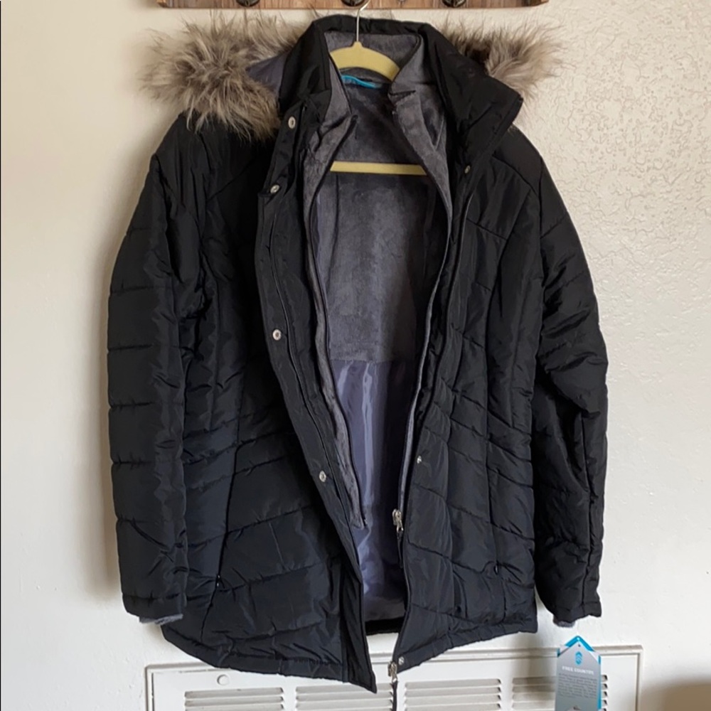 Women’s large black winter coat